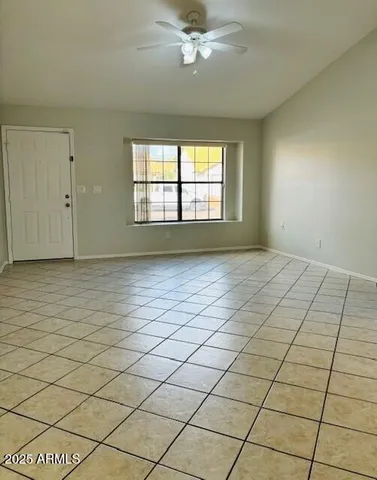 a view of a utility room