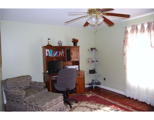130 Mill Pond Road Exeter, RI 02822 - Photo 12 of 16 Studio/Study/Office.