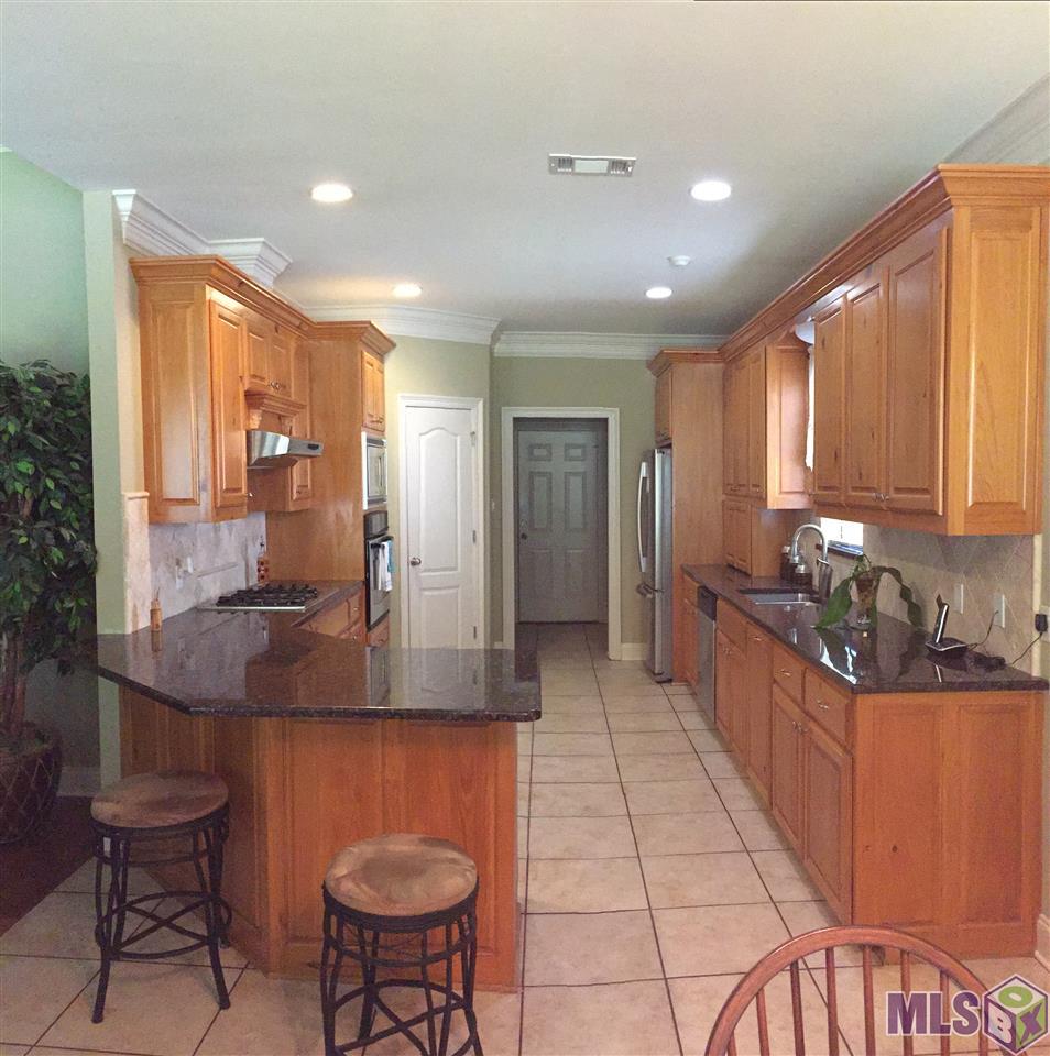 6221 Ridge Way Avenue Baton Rouge, LA 70817 - Photo 3 of 21 Gallery Image 3