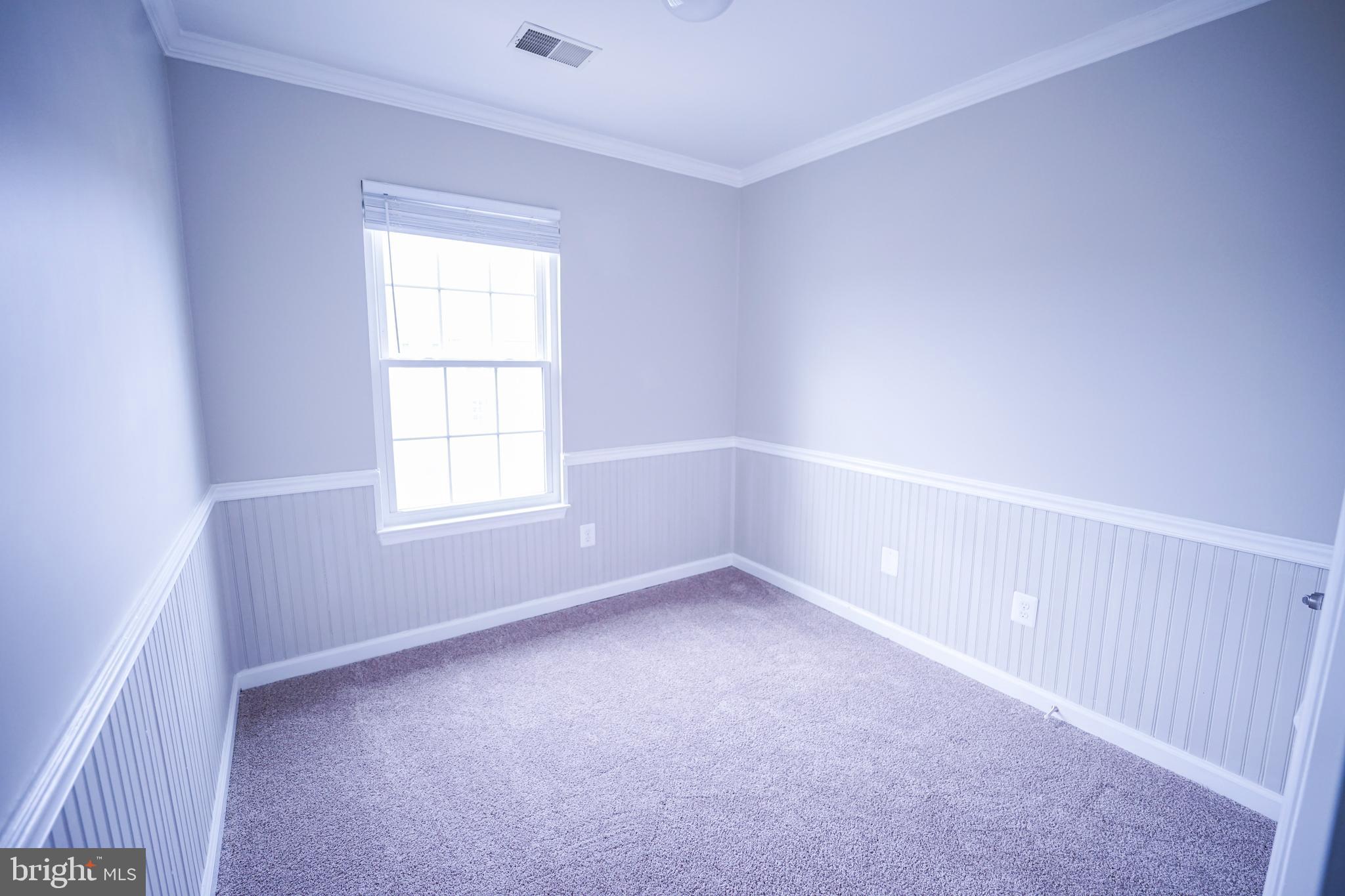 862 Vanderbilt Terrace Southeast Leesburg, VA 20175 - Photo 29 of 41 Bedroom 3