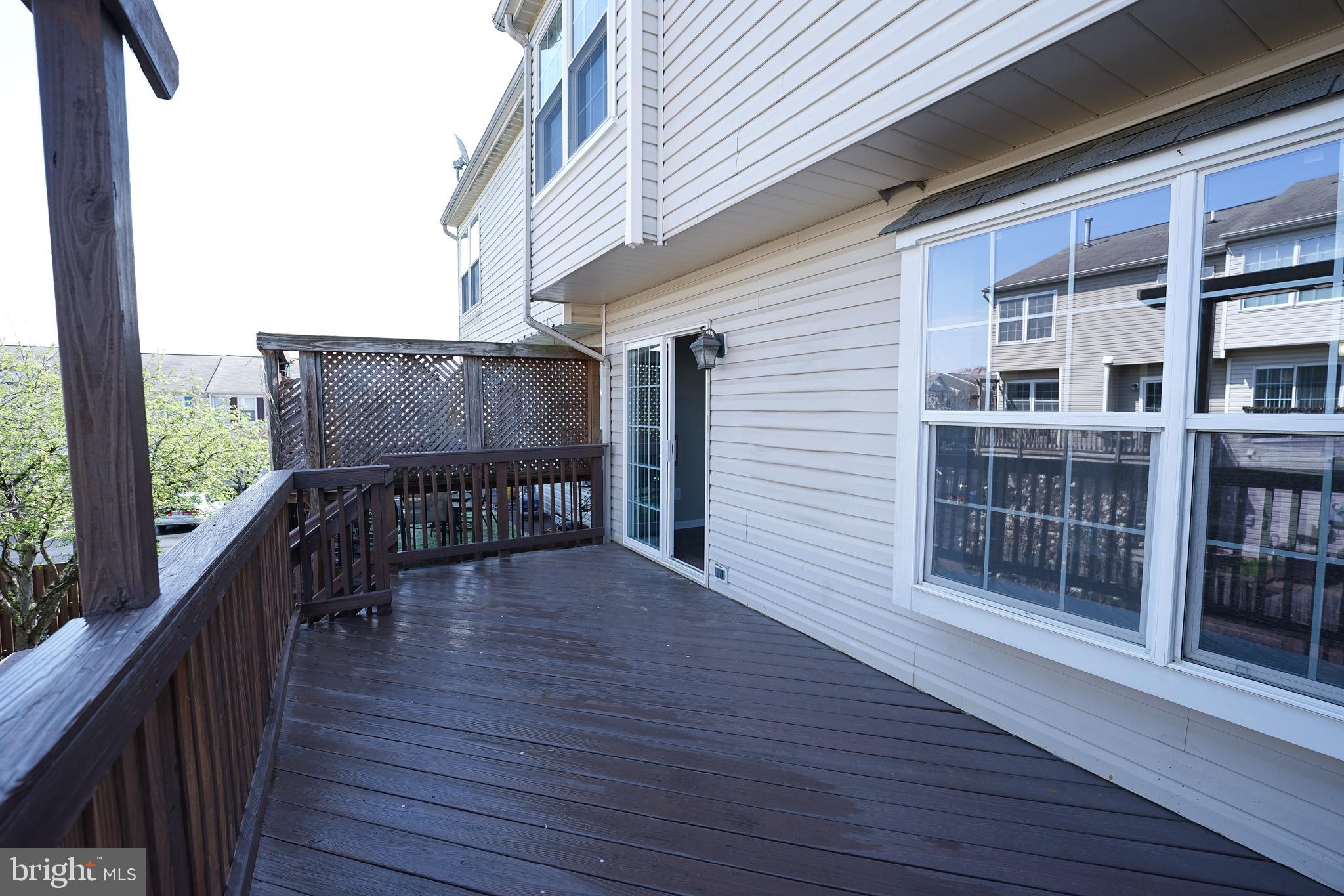 862 Vanderbilt Terrace Southeast Leesburg, VA 20175 - Photo 40 of 41 Recently stained full deck