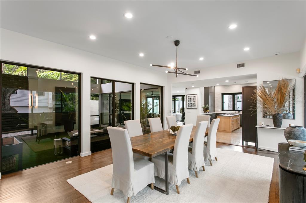 2515 West Shell Point Road Tampa, FL 33611 - Photo 10 of 46
