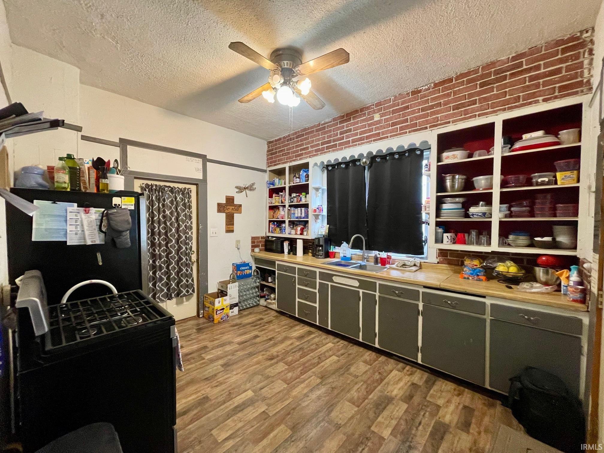 107 Logan Street Argos, IN 46501 - Photo 2 of 18