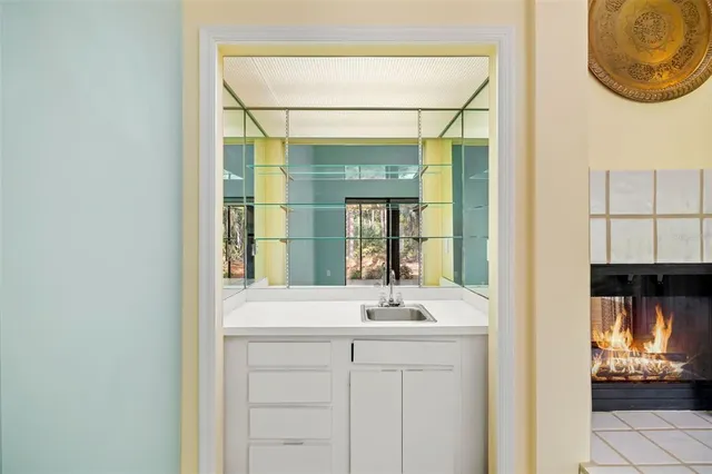 $350,000 | 4687 Chandlers Forde, Unit 25, Sarasota, FL 34235