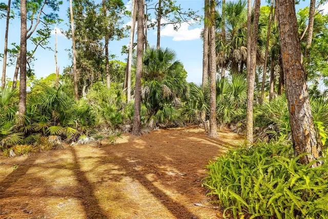 $350,000 | 4687 Chandlers Forde, Unit 25, Sarasota, FL 34235