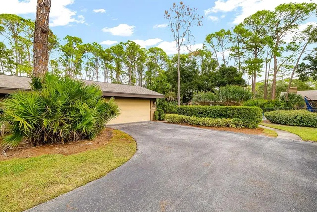 $350,000 | 4687 Chandlers Forde, Unit 25, Sarasota, FL 34235