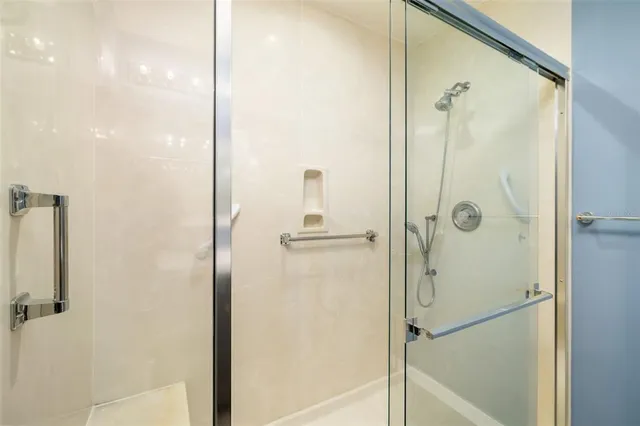 $350,000 | 4687 Chandlers Forde, Unit 25, Sarasota, FL 34235