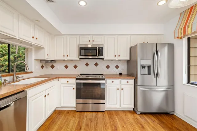 $350,000 | 4687 Chandlers Forde, Unit 25, Sarasota, FL 34235