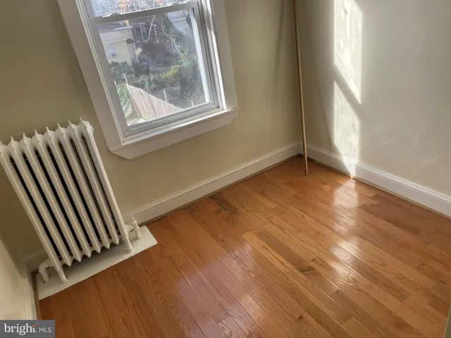 $174,900 | 214 South 2nd Street, Darby, PA 19023