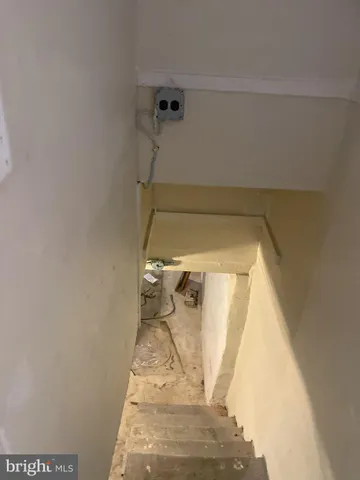 $174,900 | 214 South 2nd Street, Darby, PA 19023