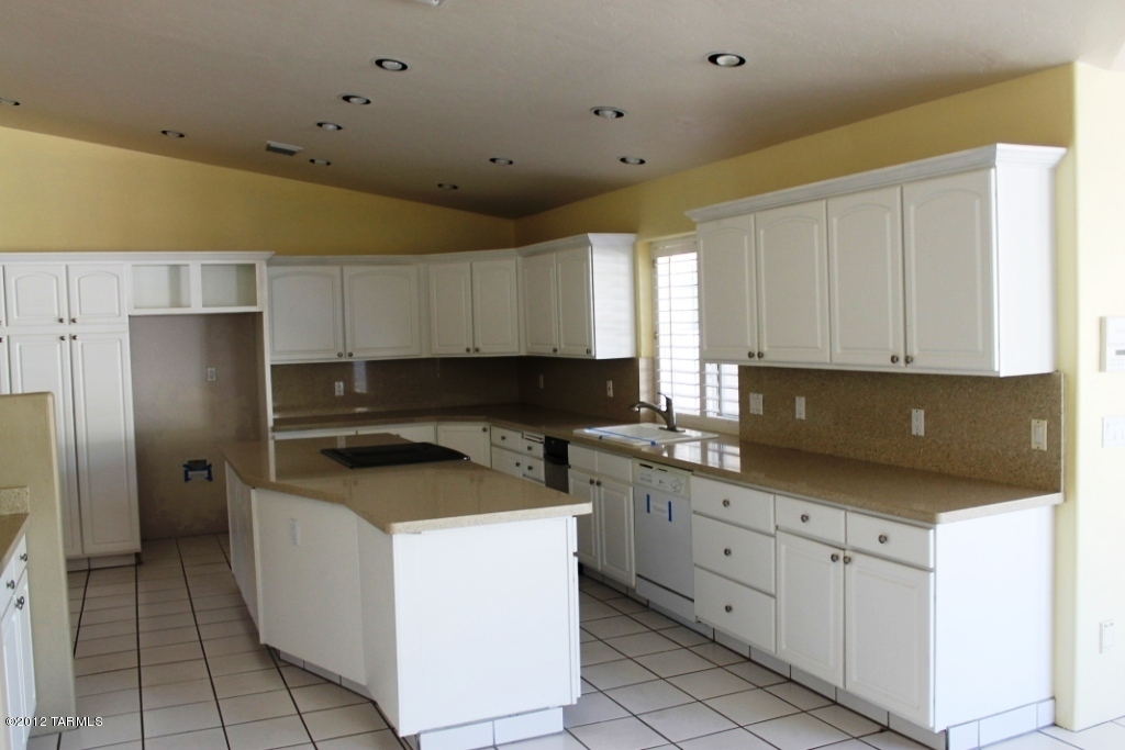 4815 North Rock Canyon Road Tucson, AZ 85750 - Photo 5 of 12