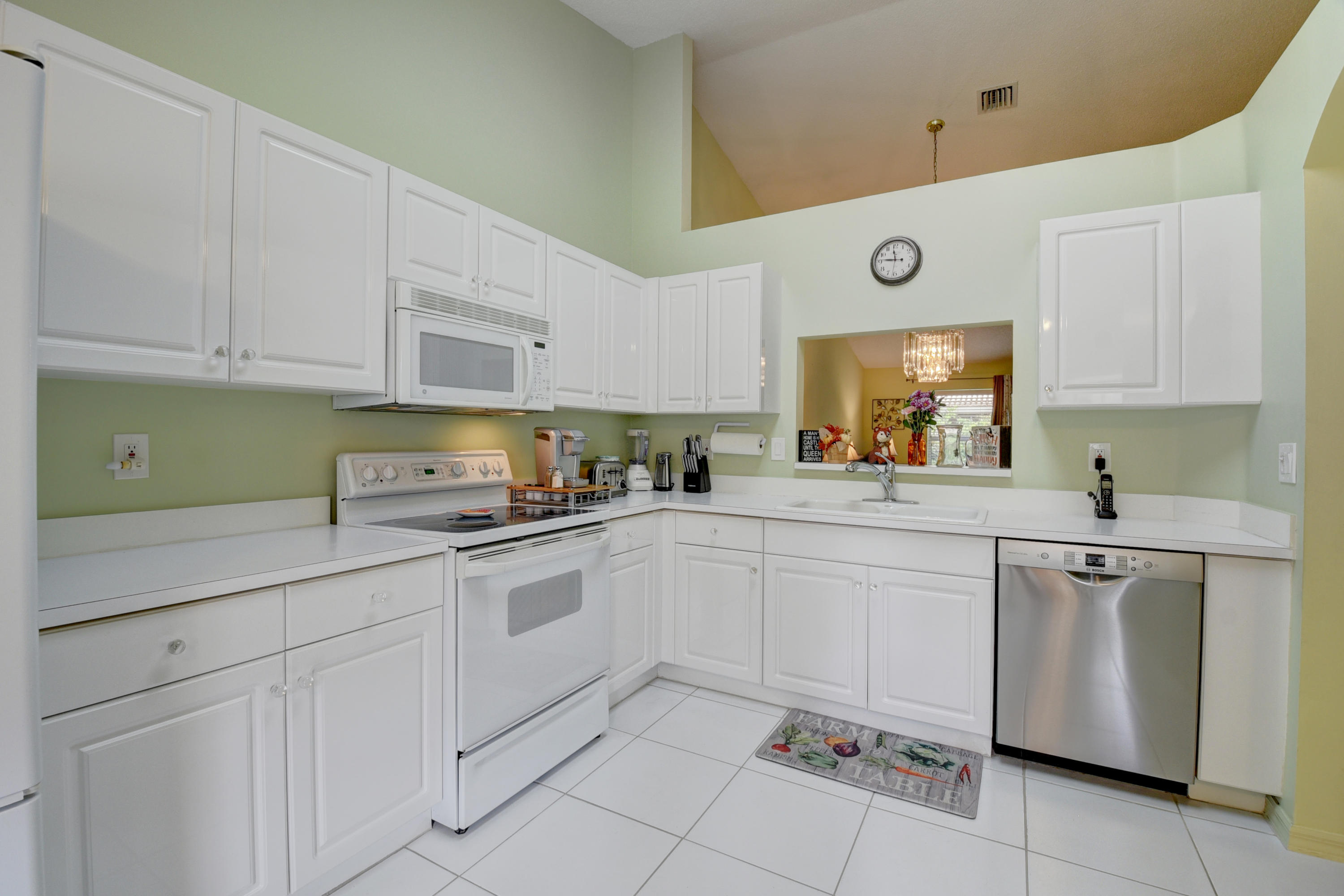 6089 Heliconia Road Delray Beach, FL 33484 - Photo 4 of 13 05_virtuals1 (5)