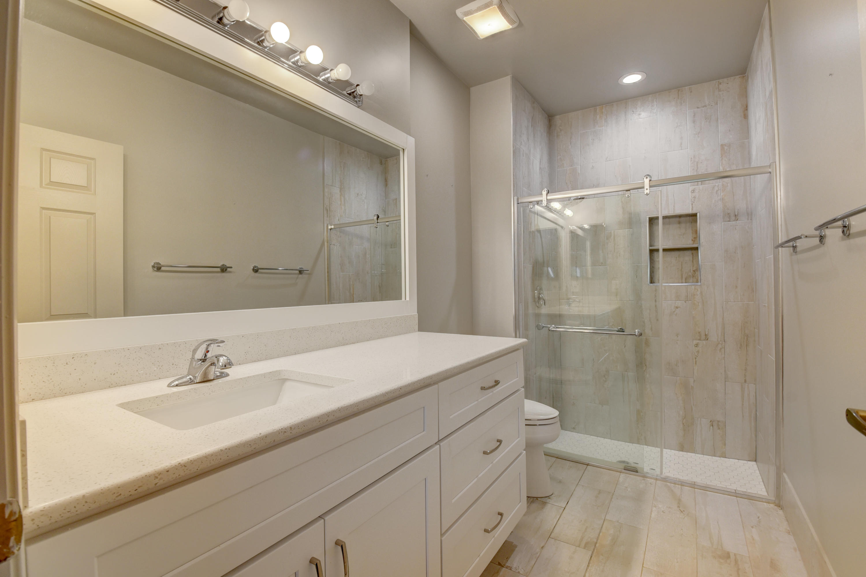 6089 Heliconia Road Delray Beach, FL 33484 - Photo 5 of 13 DSC_0898_899_900_901_902