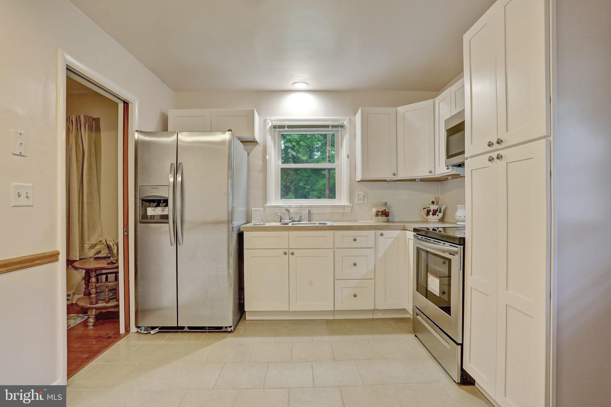 3133 Brookfield Road Harrisburg, PA 17109 - Photo 7 of 26 Gallery Image 7