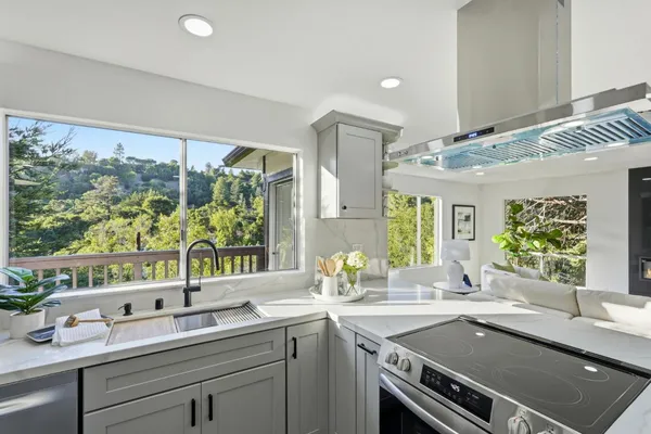 $1,500,000 | 5603 Crow Canyon Road, Castro Valley, CA 94552