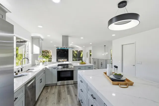 $1,699,000 | 5603 Crow Canyon Road, Castro Valley, CA 94552