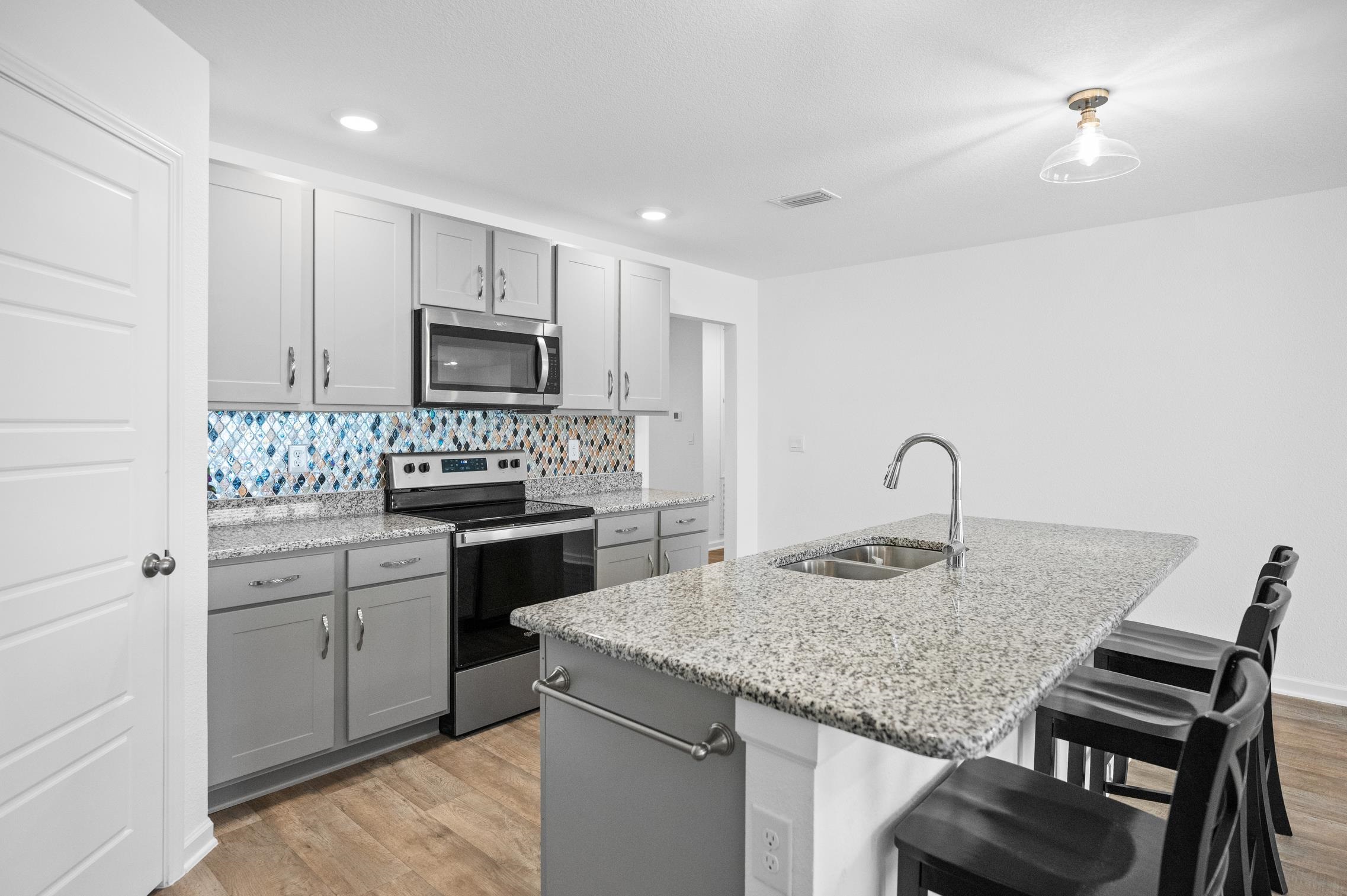 15042 Forsythia Loop Silverhill, AL 36576 - Photo 10 of 32 Kitchen