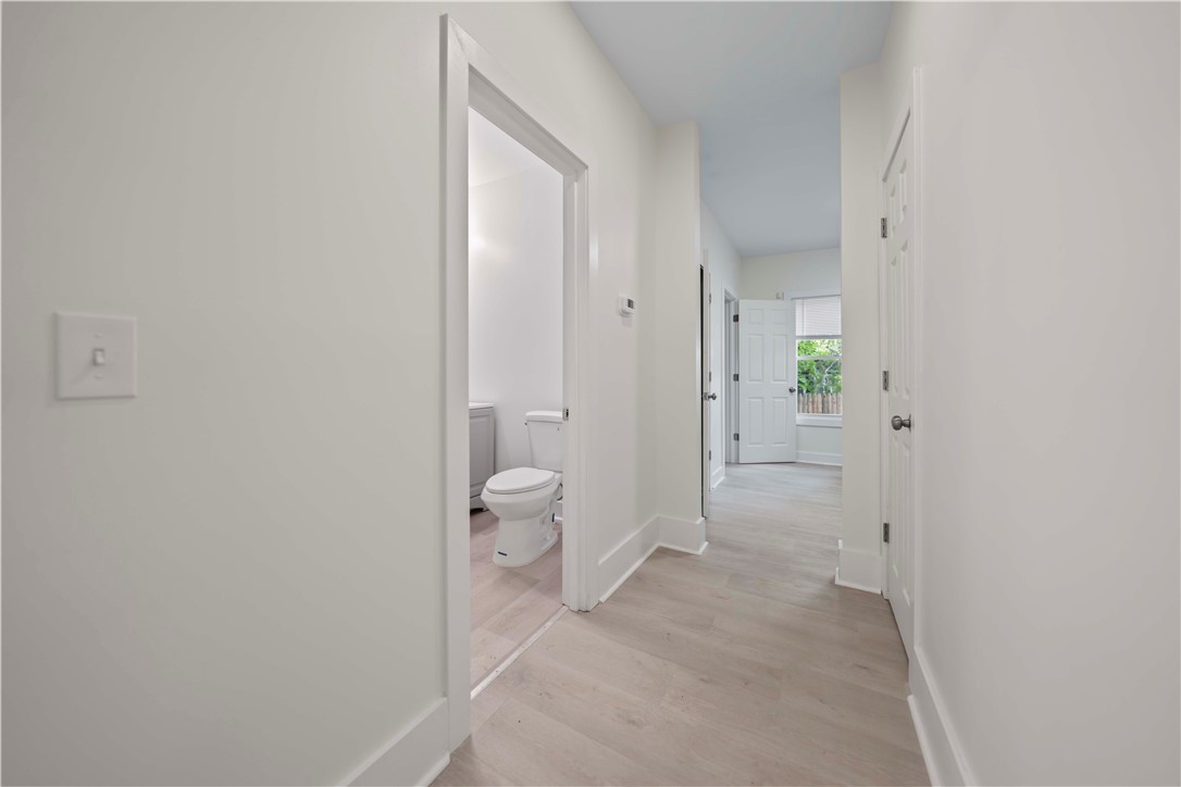 61 Lime Street Rochester, NY 14606 - Photo 20 of 35 Lower unit