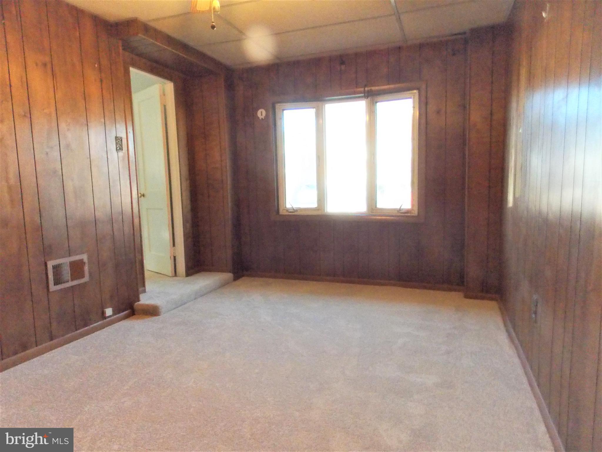 555 Holmes Road Morton, PA 19070 - Photo 13 of 26 Family room
