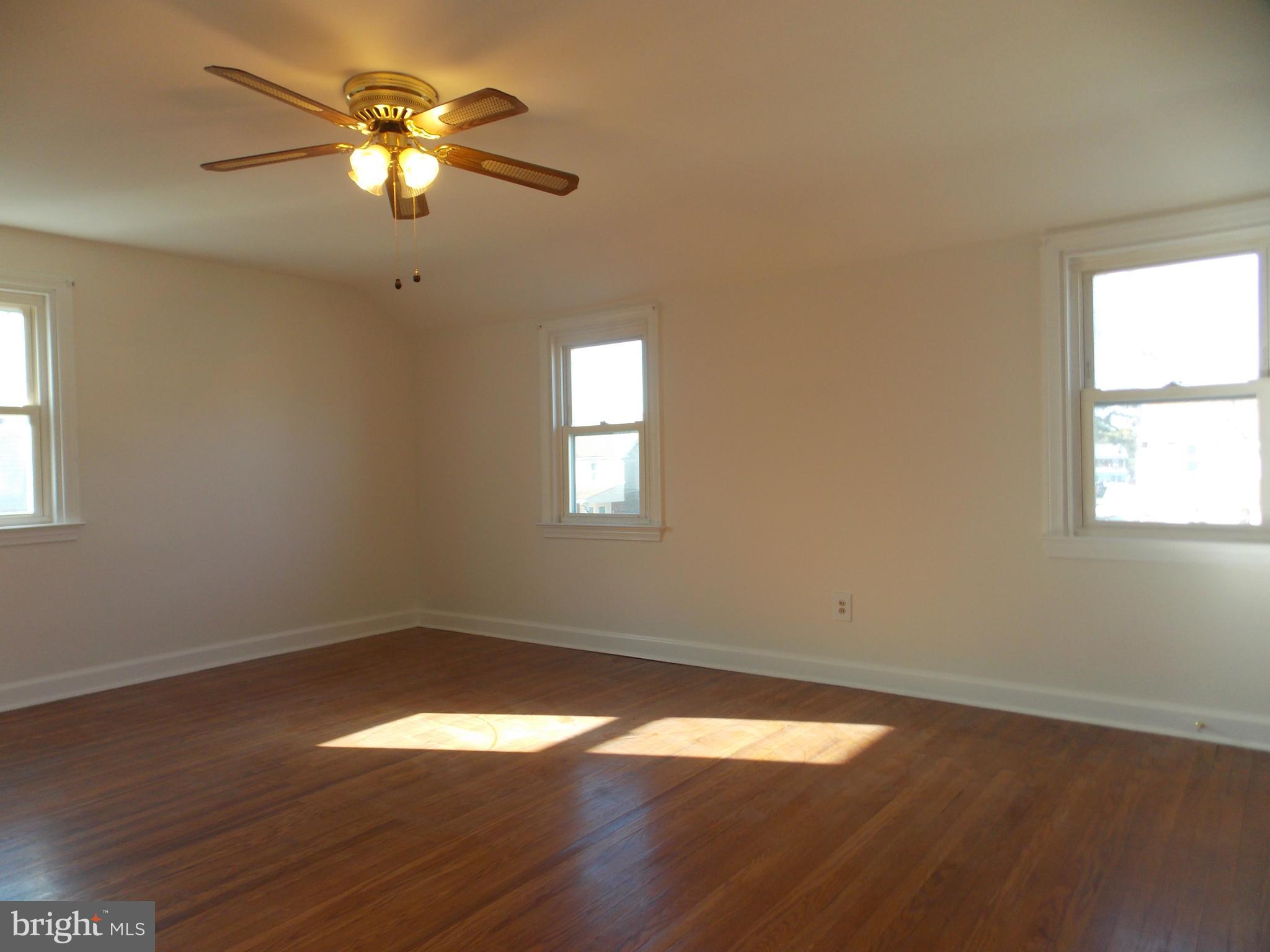 555 Holmes Road Morton, PA 19070 - Photo 16 of 26 Master