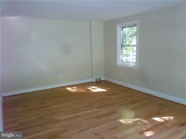 1711 Tyson Road Havertown, PA 19083 - Photo 6 of 13 Living Room