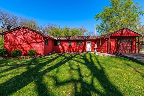 $309,900 | 515 Forest Avenue, Willow Springs, IL 60480