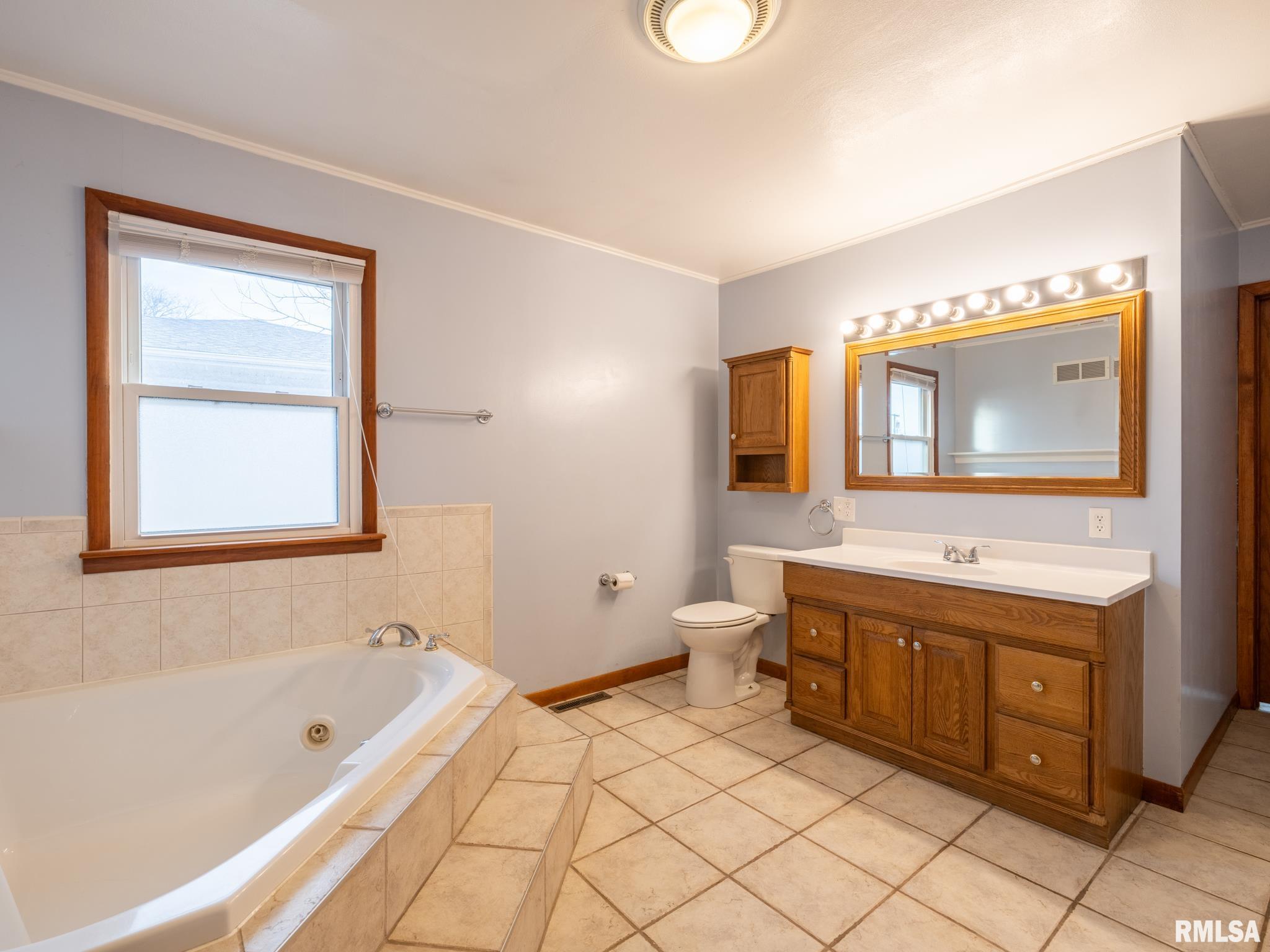 313 North Nebraska Avenue Morton, IL 61550 - Photo 36 of 59