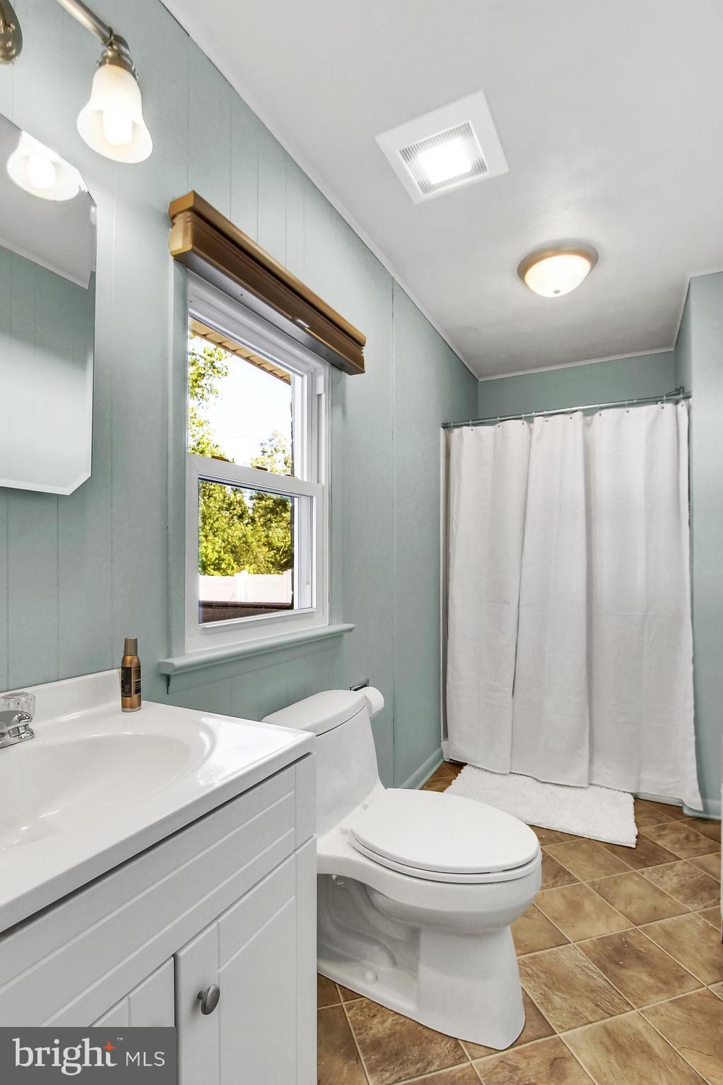 510 Duquesne Road York, PA 17402 - Photo 11 of 45 Gallery Image 11