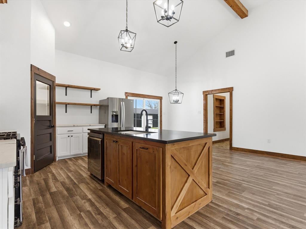 7601 Zion Hill Road Poolville, TX 76487 - Photo 15 of 39