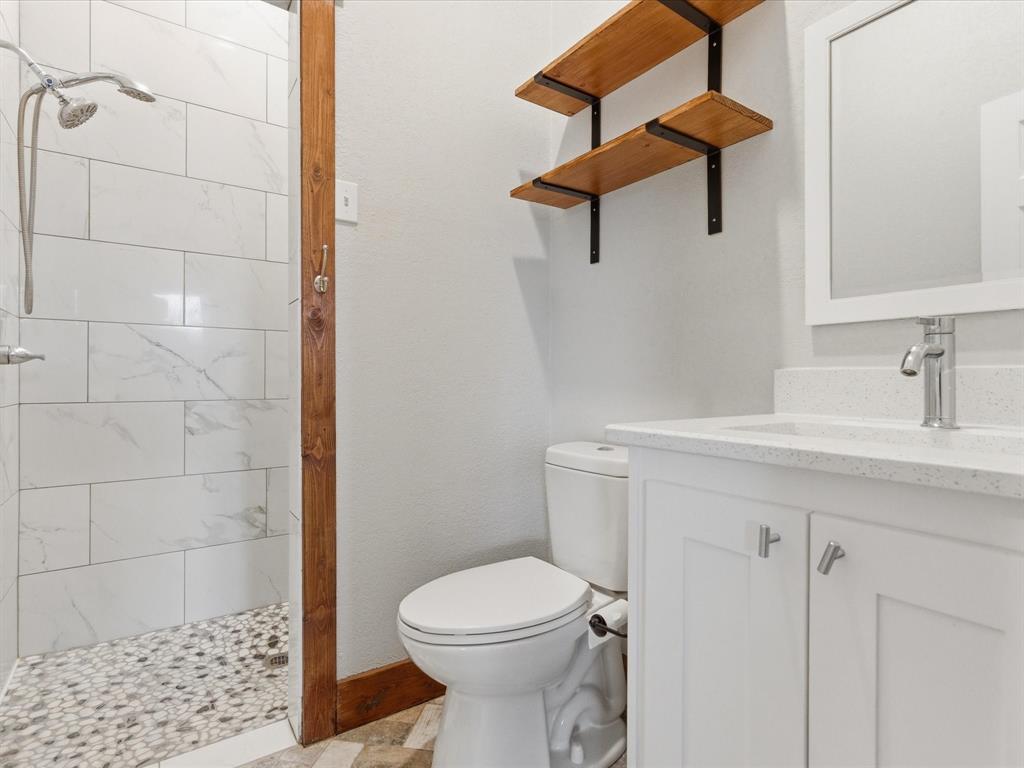 7601 Zion Hill Road Poolville, TX 76487 - Photo 19 of 39