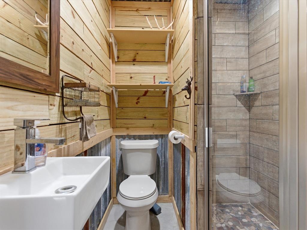 7601 Zion Hill Road Poolville, TX 76487 - Photo 37 of 39