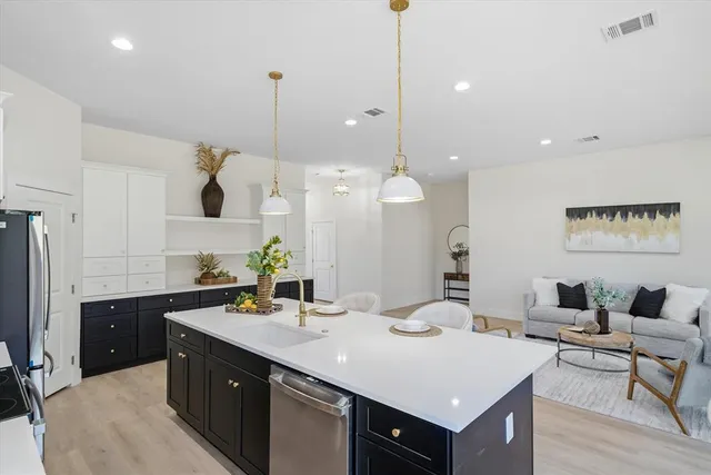 $389,990 | 21010 Fm 1805, Van, TX 75790