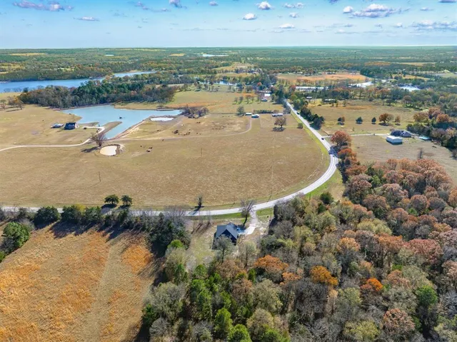 $389,990 | 21010 Fm 1805, Van, TX 75790