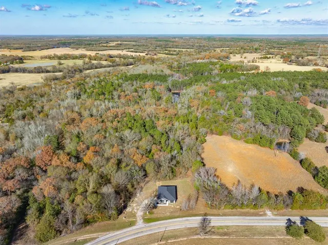 $389,990 | 21010 Fm 1805, Van, TX 75790