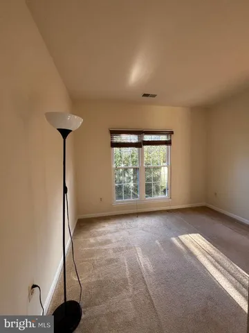 $2,800 | 11326 Westbrook Mill Lane, Unit 202, Fairfax, VA 22030