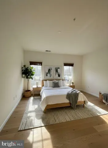 $2,800 | 11326 Westbrook Mill Lane, Unit 202, Fairfax, VA 22030