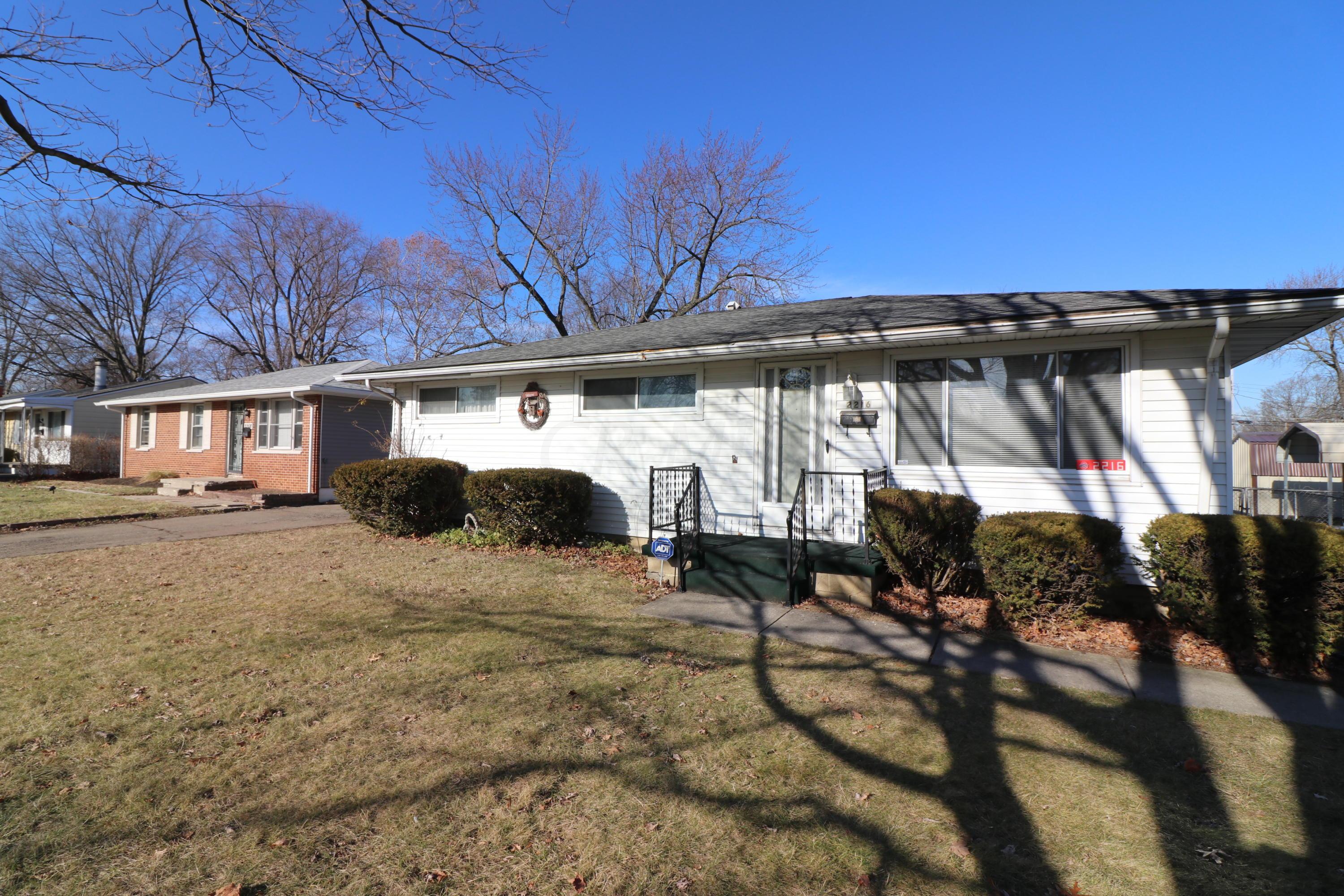 2216 Case Road Columbus, OH 43224 - Photo 2 of 20