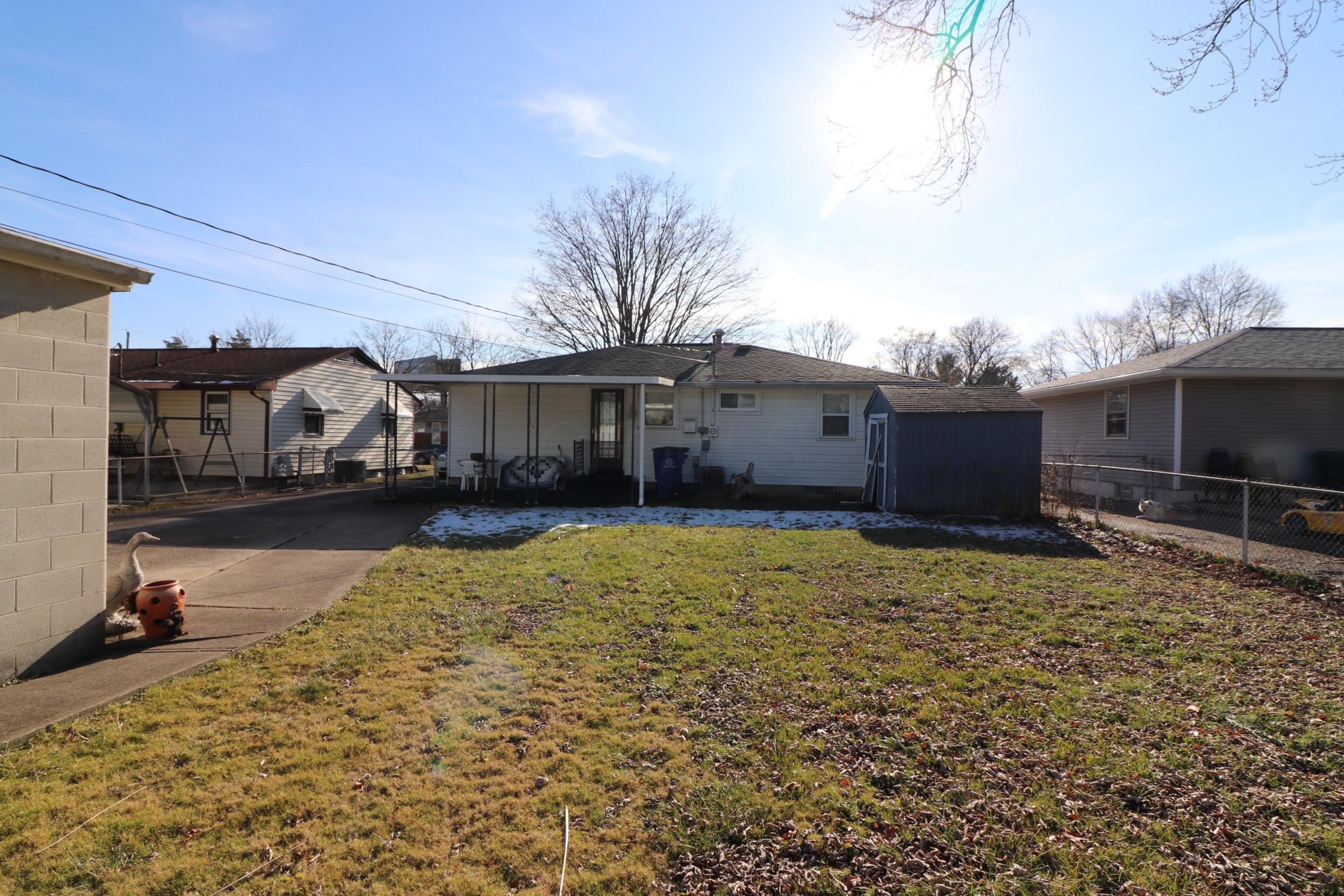 2216 Case Road Columbus, OH 43224 - Photo 5 of 20