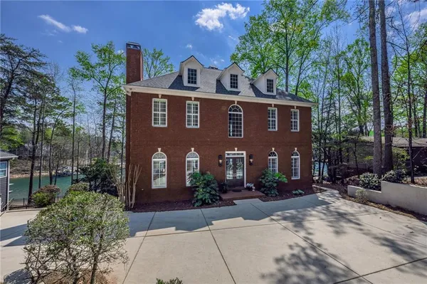 $1,650,000 | 9510 Lisa Circle, Gainesville, GA 30506