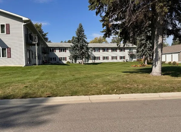 $189,000 | 203 Ross Place, Unit 104, Walker, MN 56484