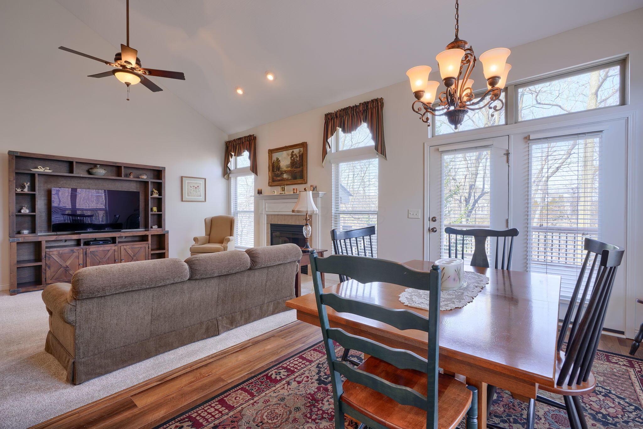 7732 Maple Run Lane Powell, OH 43065 - Photo 11 of 59 Dining room