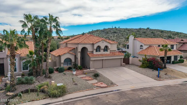 $785,000 | 3411 East Desert Trumpet Road, Phoenix, AZ 85044
