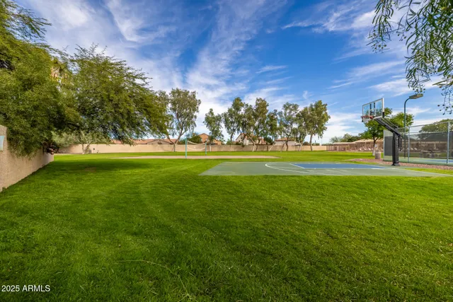 $785,000 | 3411 East Desert Trumpet Road, Phoenix, AZ 85044