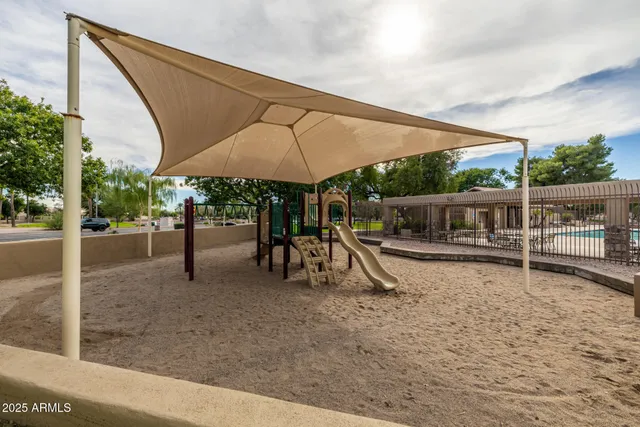 $785,000 | 3411 East Desert Trumpet Road, Phoenix, AZ 85044