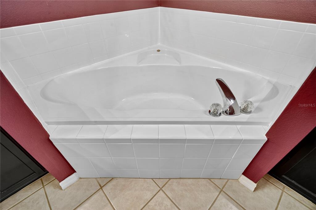 24515 Bocage Way Leesburg, FL 34748 - Photo 24 of 34