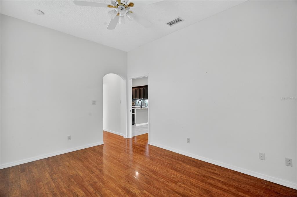 24515 Bocage Way Leesburg, FL 34748 - Photo 28 of 34