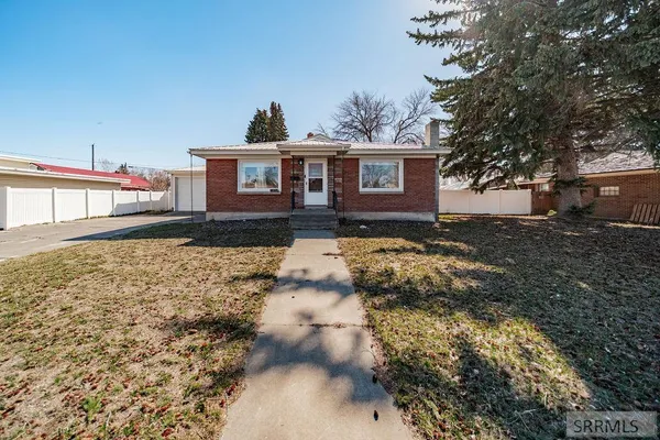 $370,000 | 970 9th Street, Idaho Falls, ID 83404