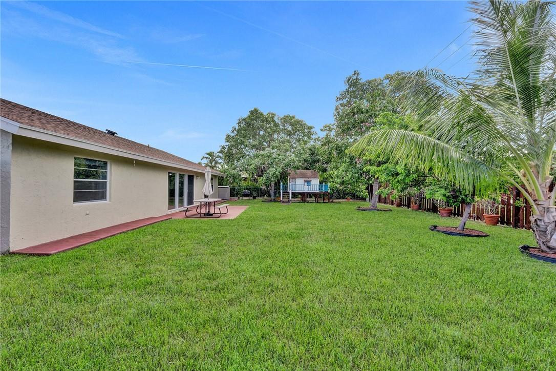 9689 Lancaster Place Boca Raton, FL 33434 - Photo 37 of 48 Photo 37