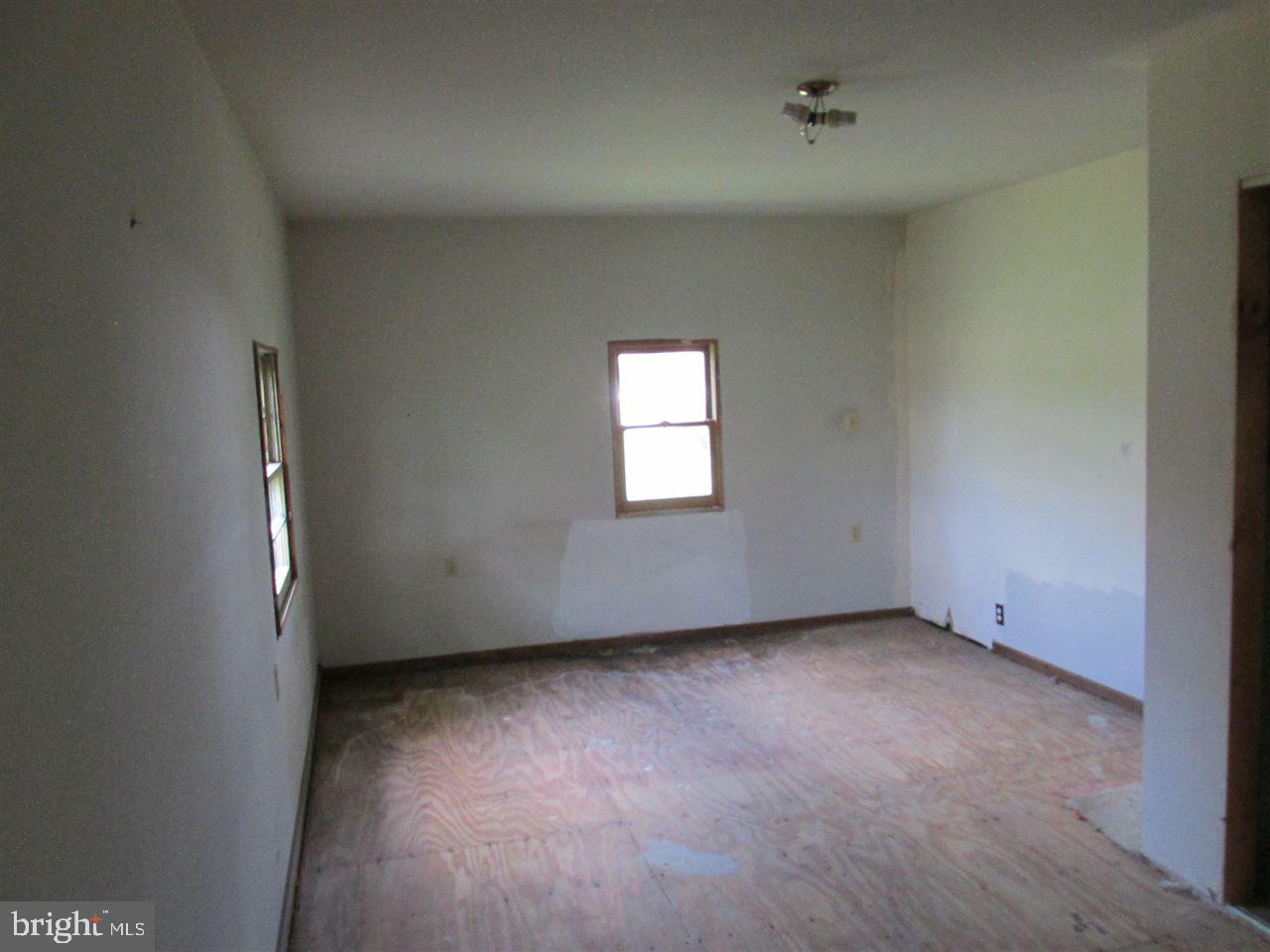 560 South Middle Road Newville, PA 17241 - Photo 7 of 11