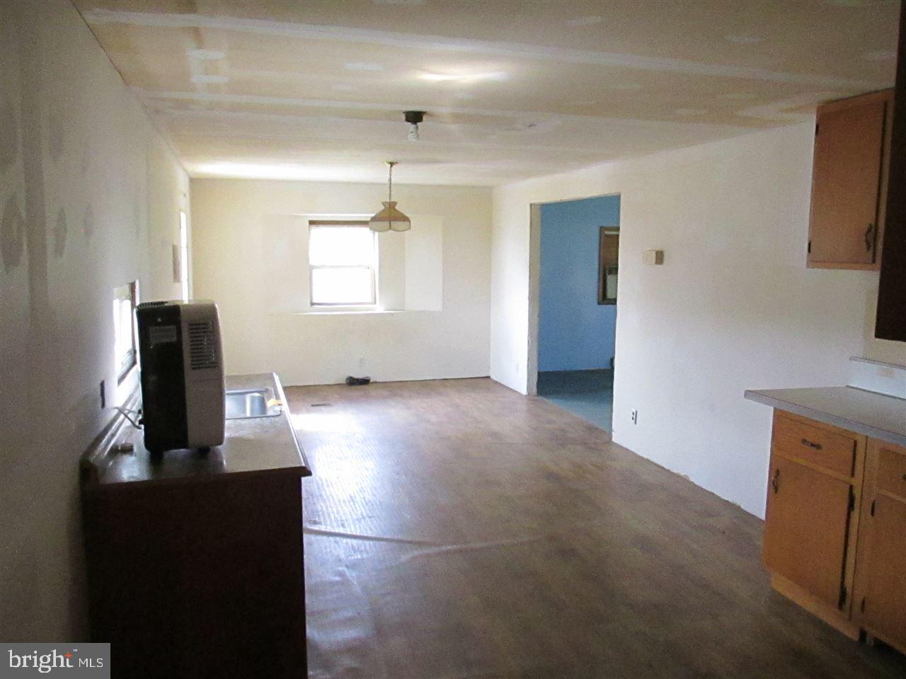 560 South Middle Road Newville, PA 17241 - Photo 8 of 11